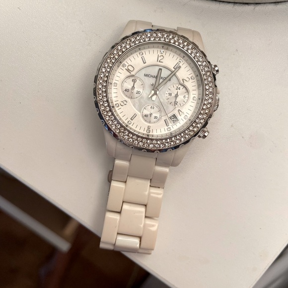 Michael Kors Watch - Picture 1 of 1
